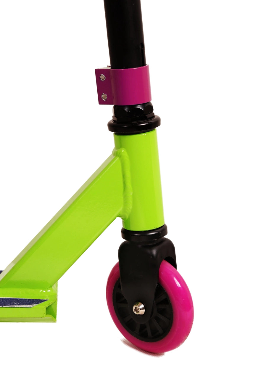 Whirlwind Stunt Scooter (Green/Black)